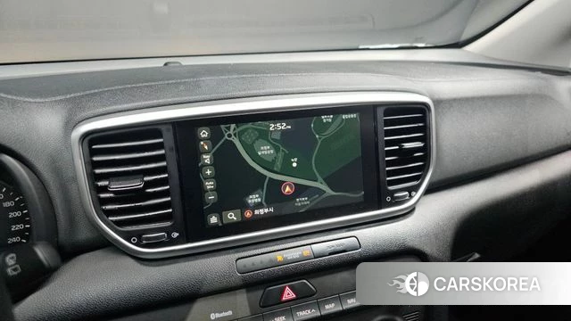 Kia Sportage The Bold 2021 Серебристо-серый из Кореи, фото 6
