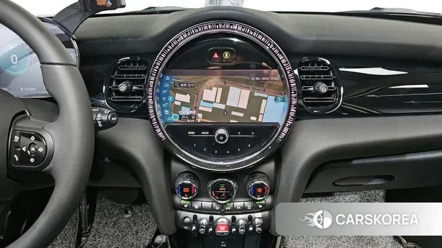 Mini Cooper 2022 Жемчужный цвет из Кореи, фото 6