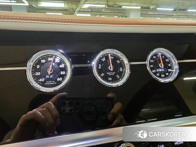 Bentley Continental GT 3rd Generation 2023 Темно-зеленый из Кореи, фото 6