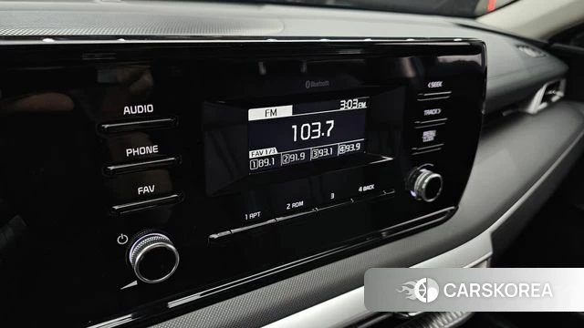Kia K5 3rd generation 2023 Черный из Кореи, фото 6