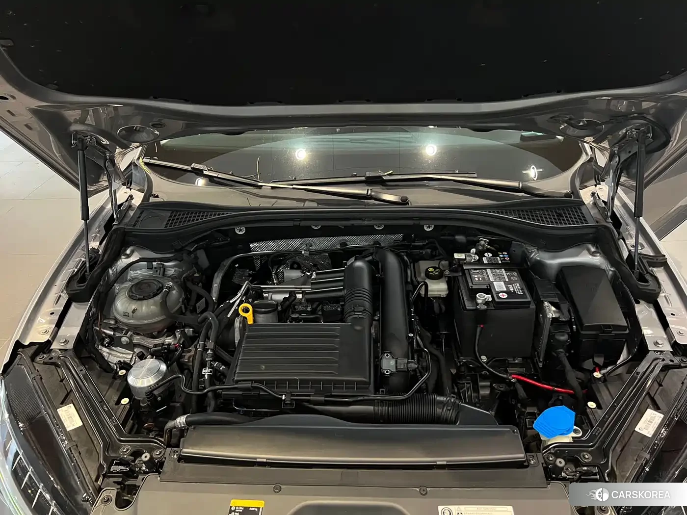 Skoda Superb 2023 Silver/gray из Китая, фото 6