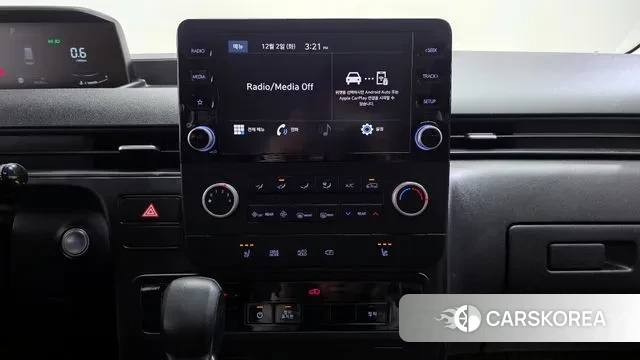 Hyundai Staria 2023 Желтый из Кореи, фото 6