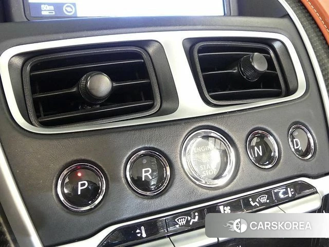 Aston Martin DB11 2023 Темно-зеленый из Кореи, фото 6