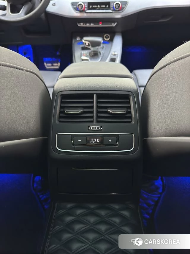 Audi A4L 2021 Черный из Китая, фото 6