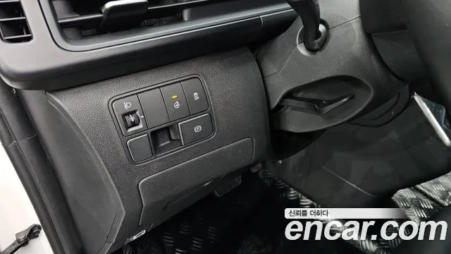 Hyundai Staria 2023 Белый из Кореи, фото 6