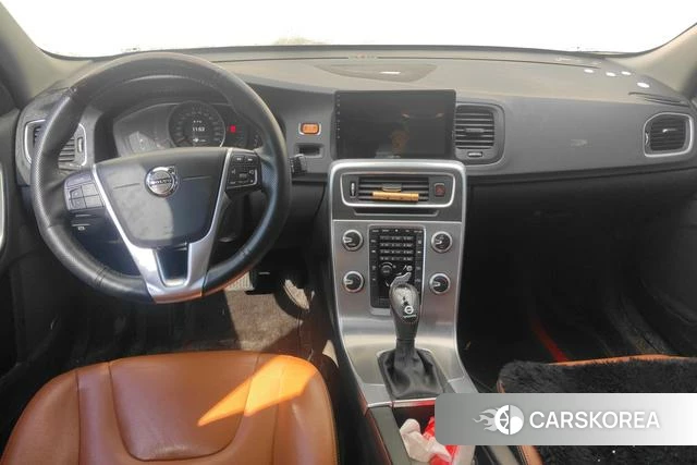 Volvo S60 2018 Белый из Китая, фото 6