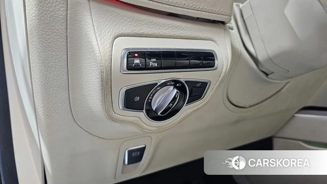 Mercedes-Benz G-Class W463b 2021 Белый из Кореи, фото 6