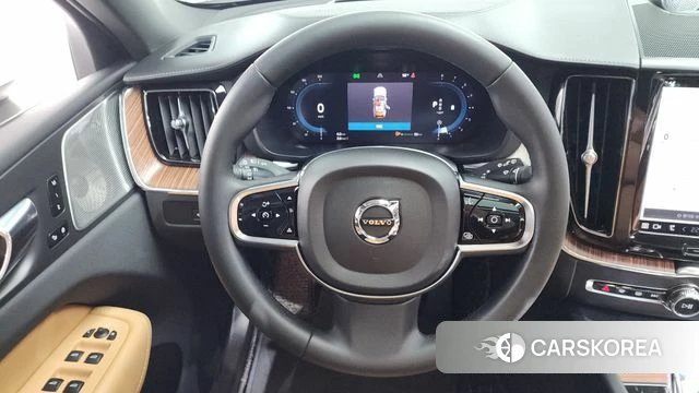 Volvo XC60 second Generation 2023 Белый из Кореи, фото 6