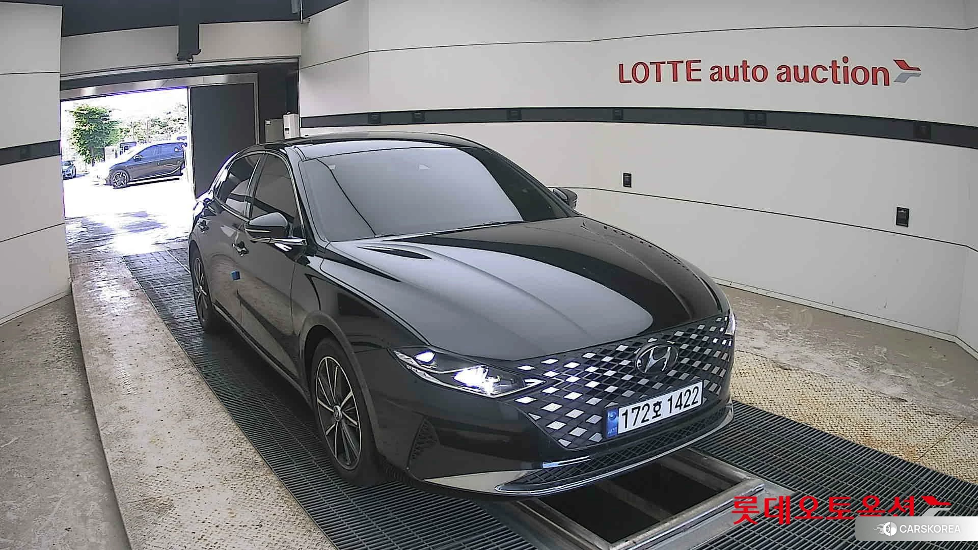Hyundai Grandeur 2023 Midnight Black Pearl из Кореи, фото 6