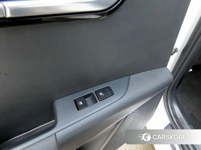 Kia Di Ol Nu Niro 2022 Белый из Кореи, фото 6