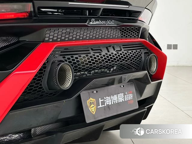 Lamborghini Huracán 2023 Черный из Китая, фото 6