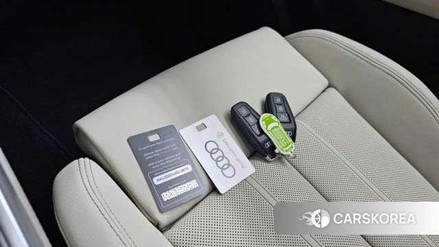 Audi Q5 (80A) 2025 Белый из Кореи, фото 6