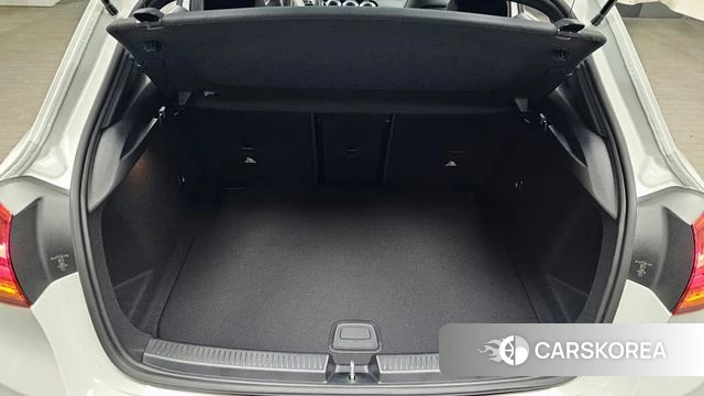 Mercedes-Benz A-Class W177 2025 Белый из Кореи, фото 6