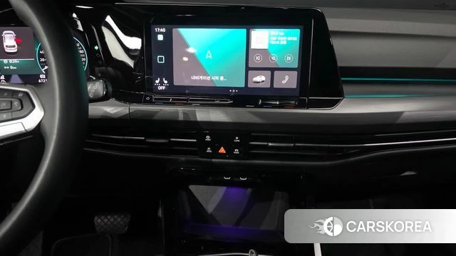 Volkswagen Golf 8th Generation 2024 Белый из Кореи, фото 6