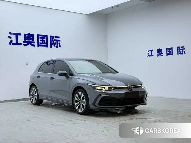 Volkswagen Golf 2023 Темно-серый из Китая, фото 6