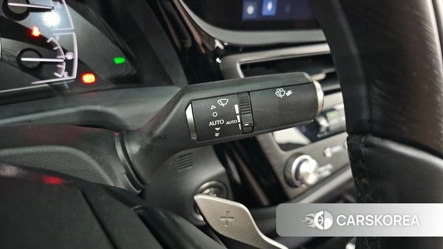 Lexus ES300h 7th generation 2023 Серебристо-серый из Кореи, фото 6