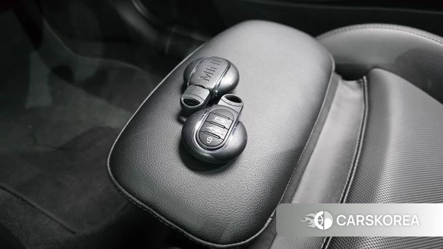 Mini Cooper D 2018 Красный из Кореи, фото 6