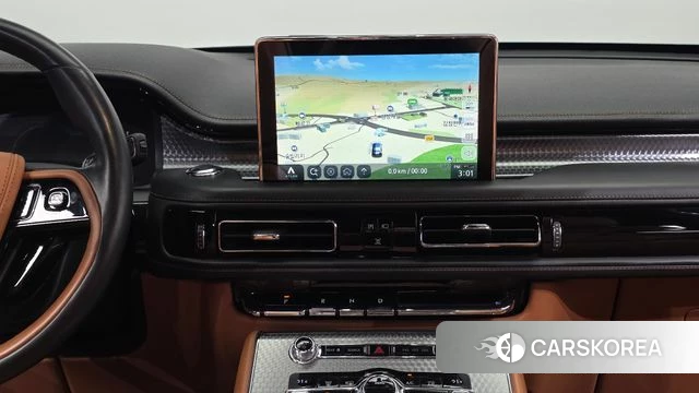 Lincoln Aviator 2nd generation 2020 Серебристо-серый из Кореи, фото 6
