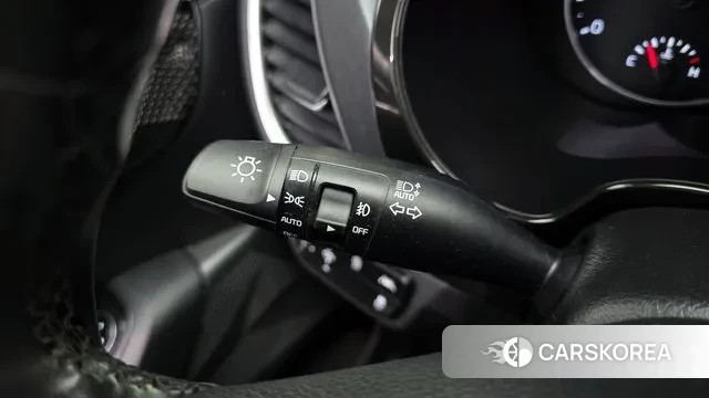 Kia Seltos 2019 Белый из Кореи, фото 6