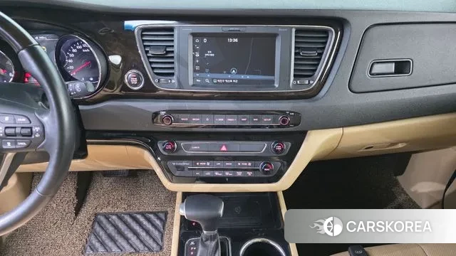 Kia The New Carnival 2019 Белый из Кореи, фото 6