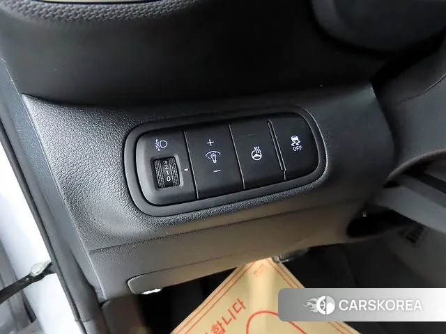 Hyundai Venue 2023 Белый из Кореи, фото 6