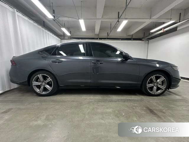 Honda Accord PHEV 2023 Темно-серый из Китая, фото 6