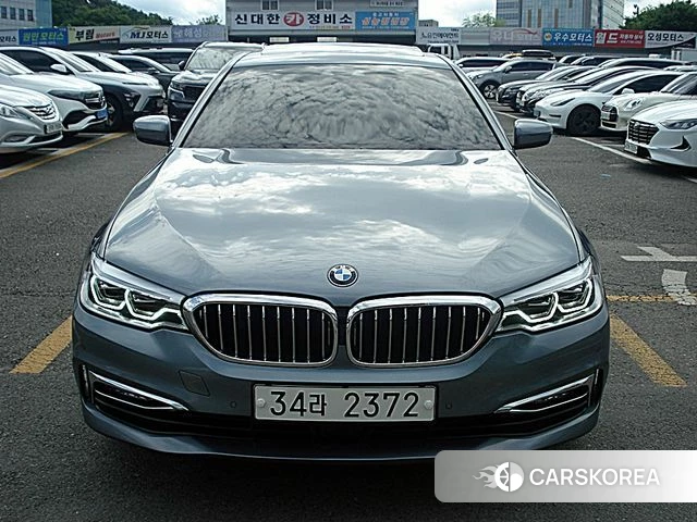 BMW 5 Series (G30) 2018 Небесно-голубой из Кореи, фото 6