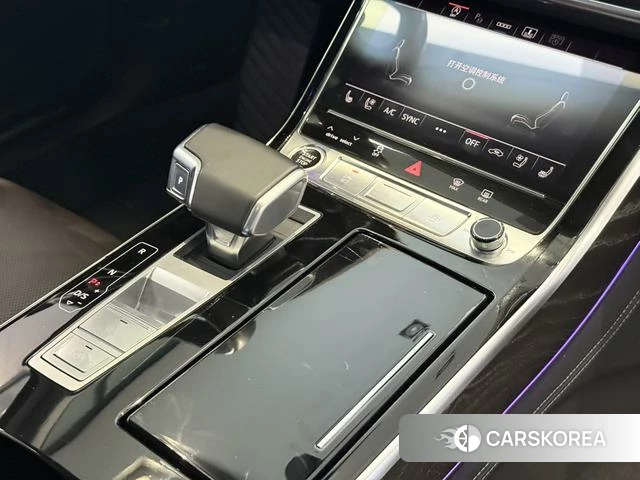 Audi A8 2024 Черный из Китая, фото 6