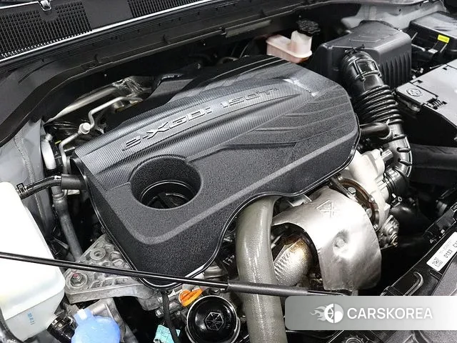 Ssangyong Beautiful Korando 2023 Серебристо-серый из Кореи, фото 6