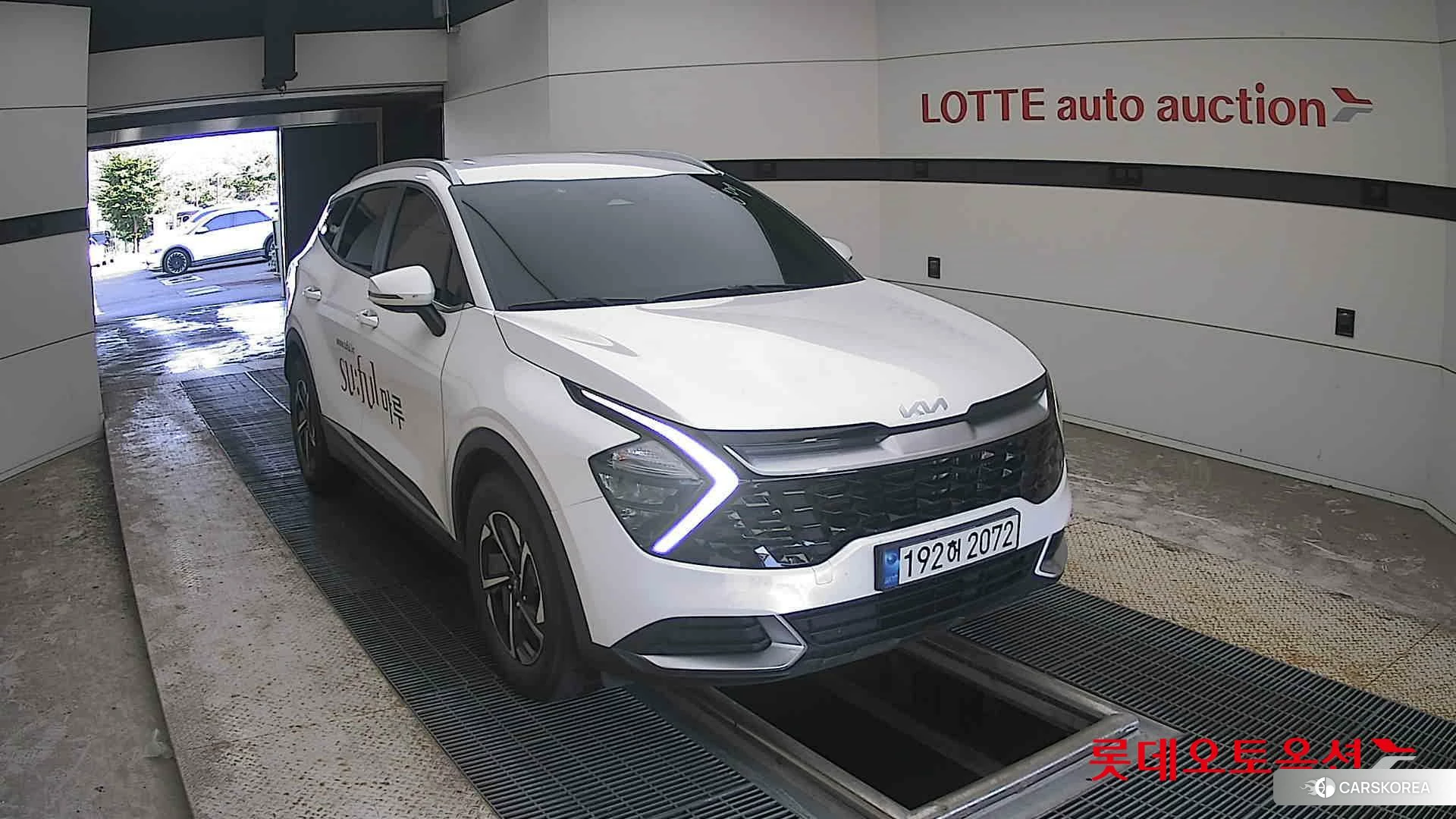 Kia Sportage Hybrid 2023 Snow White Pearl (optional) из Кореи, фото 6