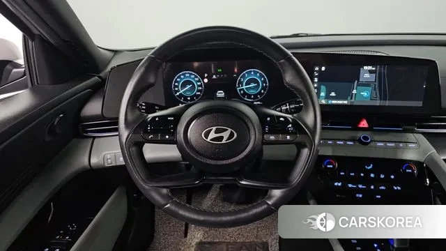 Hyundai The New Avante (CN7) 2024 Серебристо-серый из Кореи, фото 6