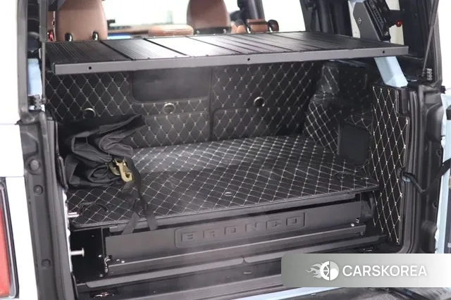 Ford Bronco 6th Generation 2023 Небесно-голубой из Кореи, фото 6