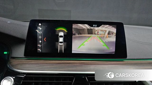 BMW 5 Series (G30) 2019 Светло-серебряный цвет из Кореи, фото 6
