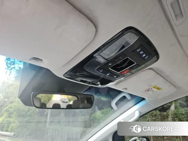 Hyundai Staria 2024 Серебряный из Кореи, фото 6