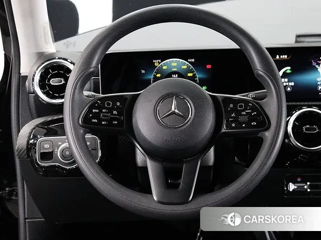 Mercedes-Benz A-Class W177 2019 Черный из Кореи, фото 6