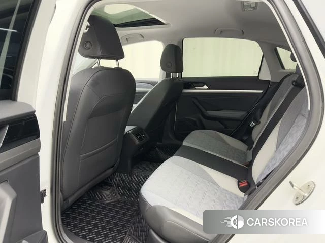 Volkswagen Lavida 2022 Белый из Китая, фото 6