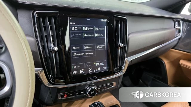 Volvo V90 Cross-Country 2018 Серый из Кореи, фото 6