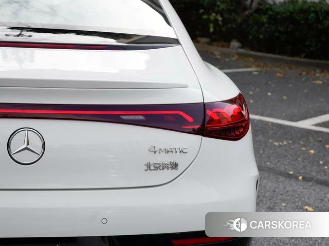 Mercedes-Benz EQE 2026 Белый из Китая, фото 6