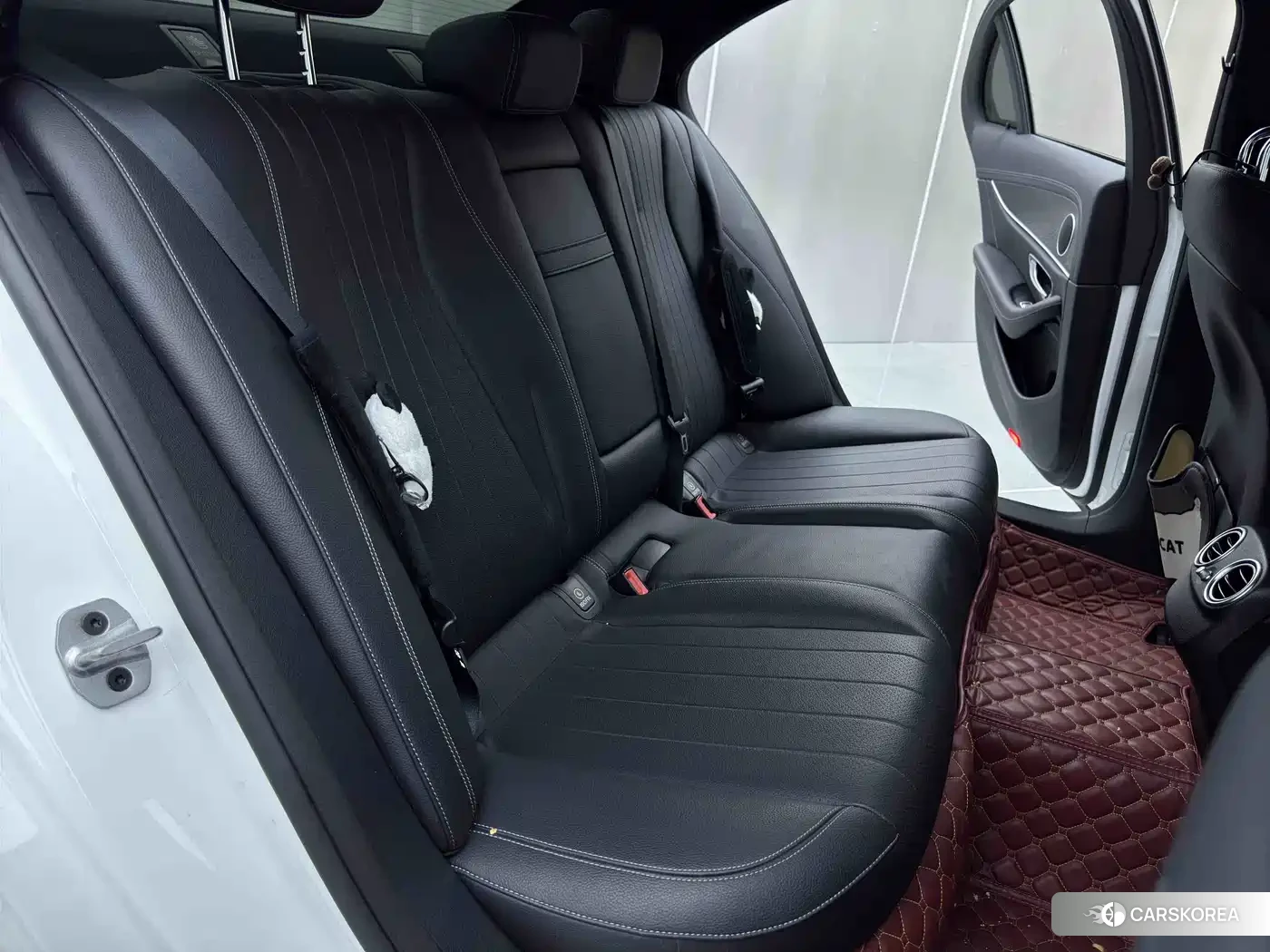 Mercedes-Benz E-Class 2023 Белый из Китая, фото 6