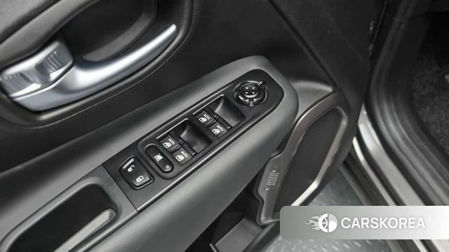 Jeep Renegade 2021 Серый из Кореи, фото 6