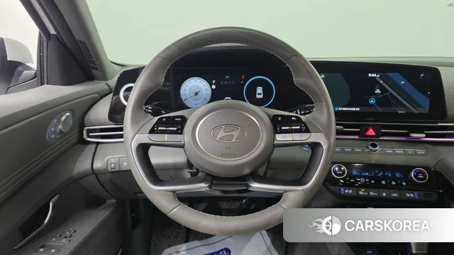 Hyundai The New Avante (CN7) 2023 Белый из Кореи, фото 6