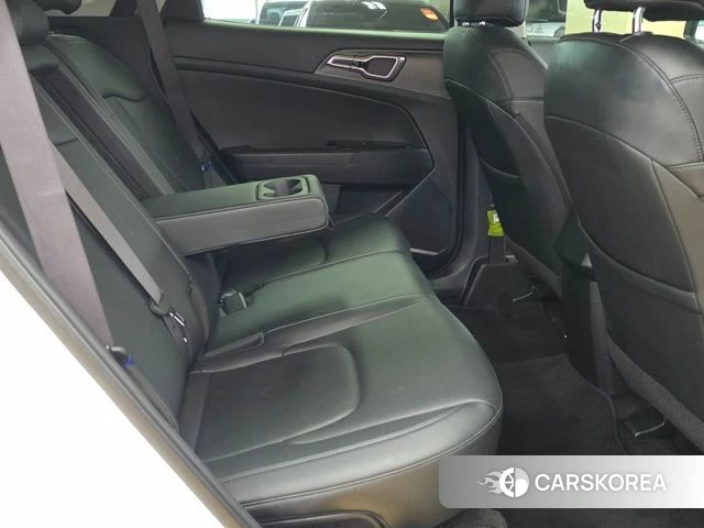Kia Sportage 5th Generation 2022 Белый из Кореи, фото 6