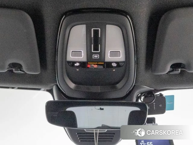 Volvo XC40 Richards 2024 Черный из Кореи, фото 6