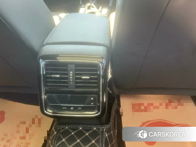 Volkswagen Passat 2024 Черный из Китая, фото 6
