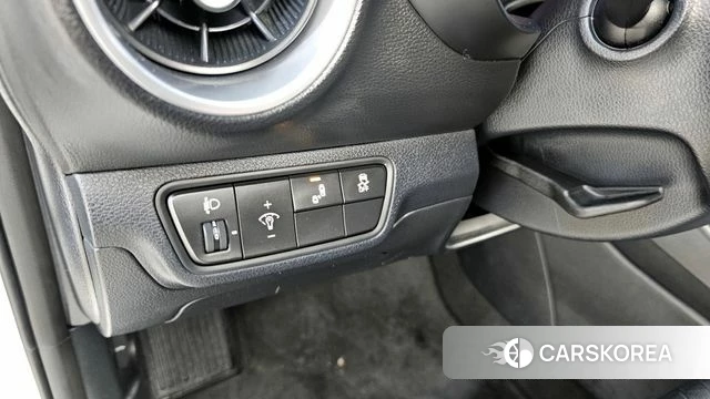 Kia The New K3 2nd generation 2022 Белый из Кореи, фото 6