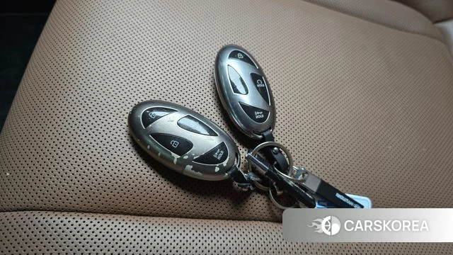 Hyundai Grandeur Hybrid (GN7) 2023 Черный из Кореи, фото 6