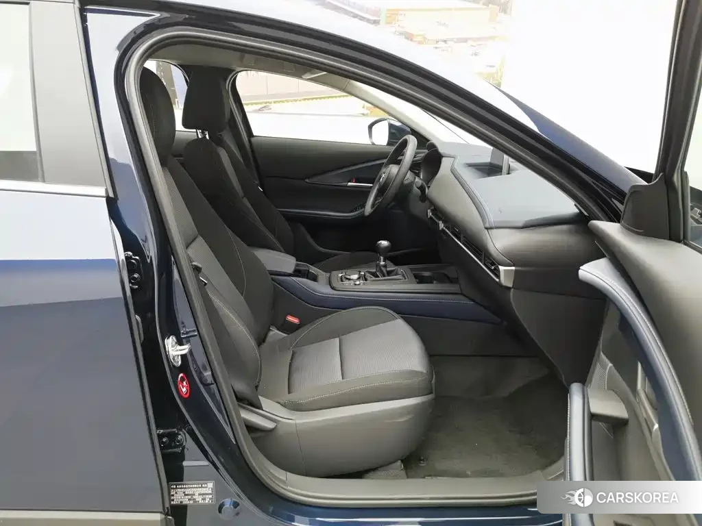 Mazda CX-30 2025 Синий из Китая, фото 6