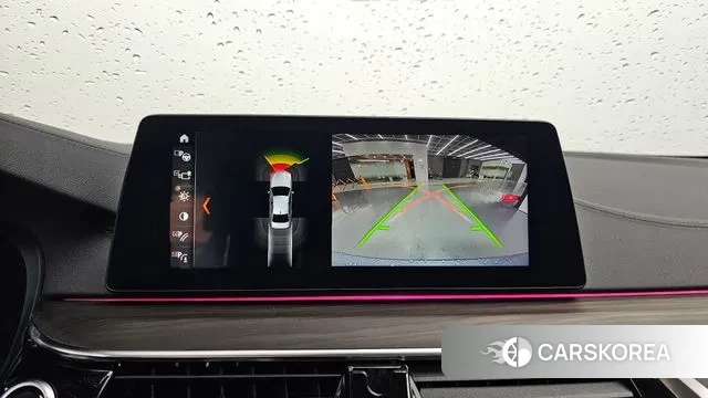 BMW 5 Series (G30) 2018 Серебристо-серый из Кореи, фото 6