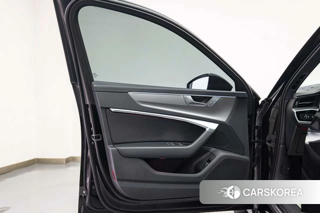 Audi A6L 2023 Черный из Китая, фото 6
