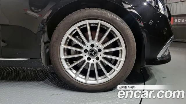 Mercedes-Benz E-Class W213 2023 Черный из Кореи, фото 6